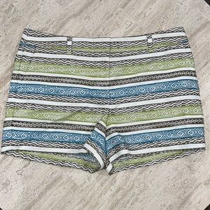 LOFT AZTEC WOVEN PRINT SHORTS size 14. NEW WITH TAG.